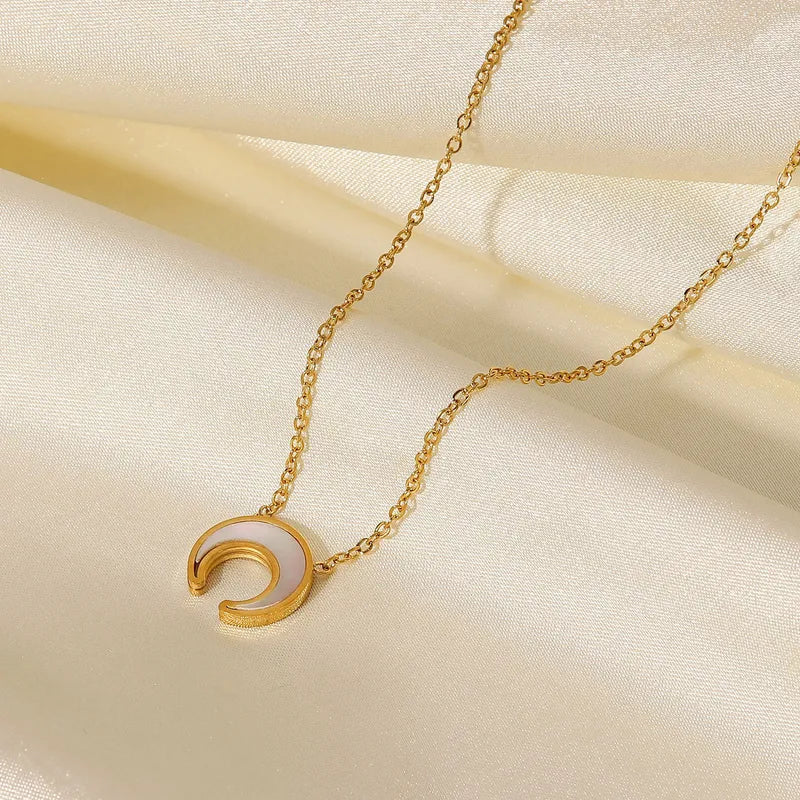 Crescent necklace